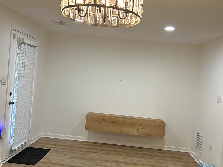 4102 Hampstead Ln — Photo 10