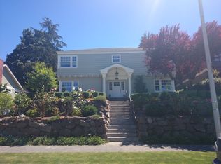 3216 42nd Ave W, Seattle, WA 98199