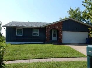 5234 Elk Trail Dr, Florissant, MO 63033