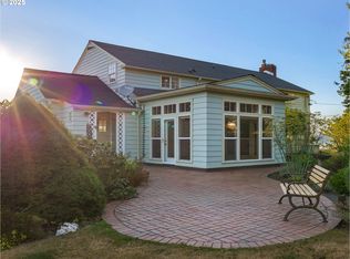 1320 15th St, Astoria, OR 97103