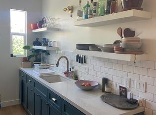 1015 1/2 W Kensington Rd, Los Angeles, CA 90026