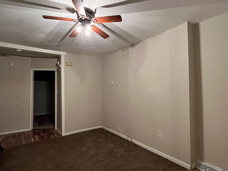 828 N Pine St #1 — Photo 1