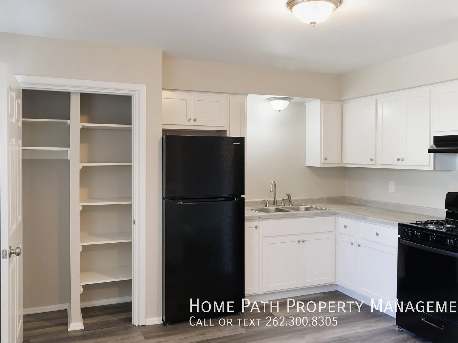 3 bed, 1.5 bath, $1,599 — Photo 3