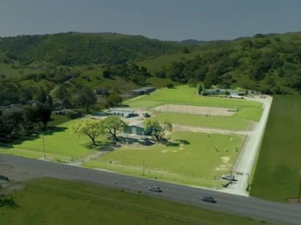 19963 Hale Ave, Morgan Hill, CA 95037