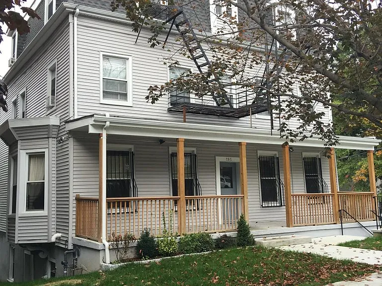Woodworth Ave — Photo 1