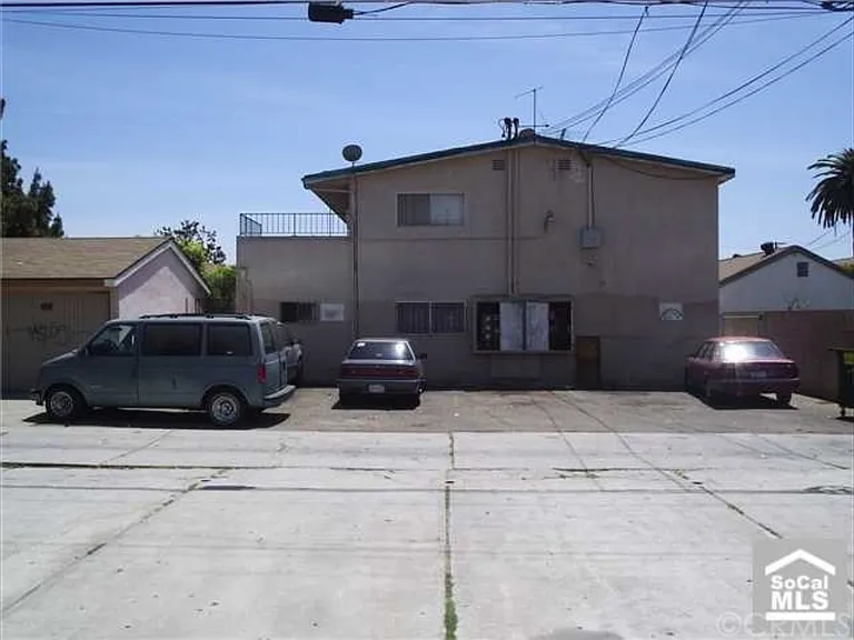 2405 E Spaulding St #2 — Photo 3