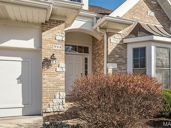 3rd image of 904 Chesterfield Villas Cir