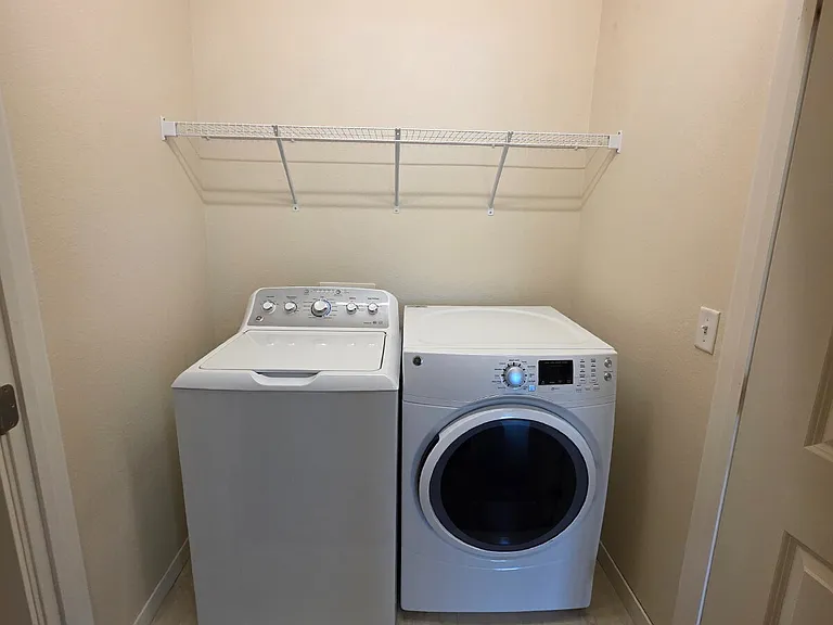 1415 Center Point Rd NE #301 — Photo 11