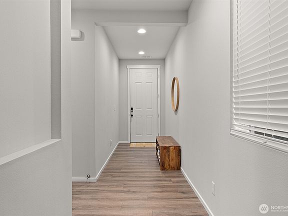 5th image of 5020 Evie Street SE