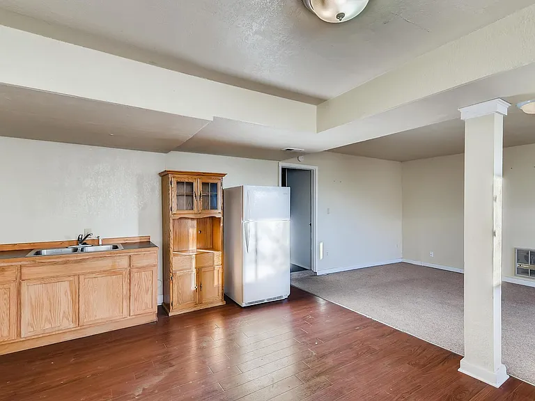 7899 Linda Cir #B — Photo 2
