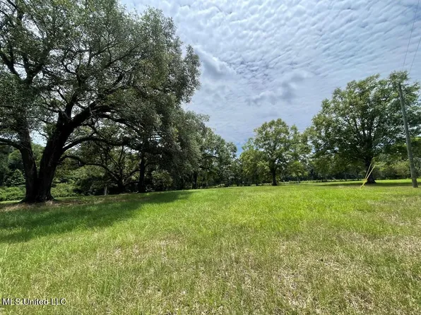 0 R T Lee Rd, Carriere, MS 39426