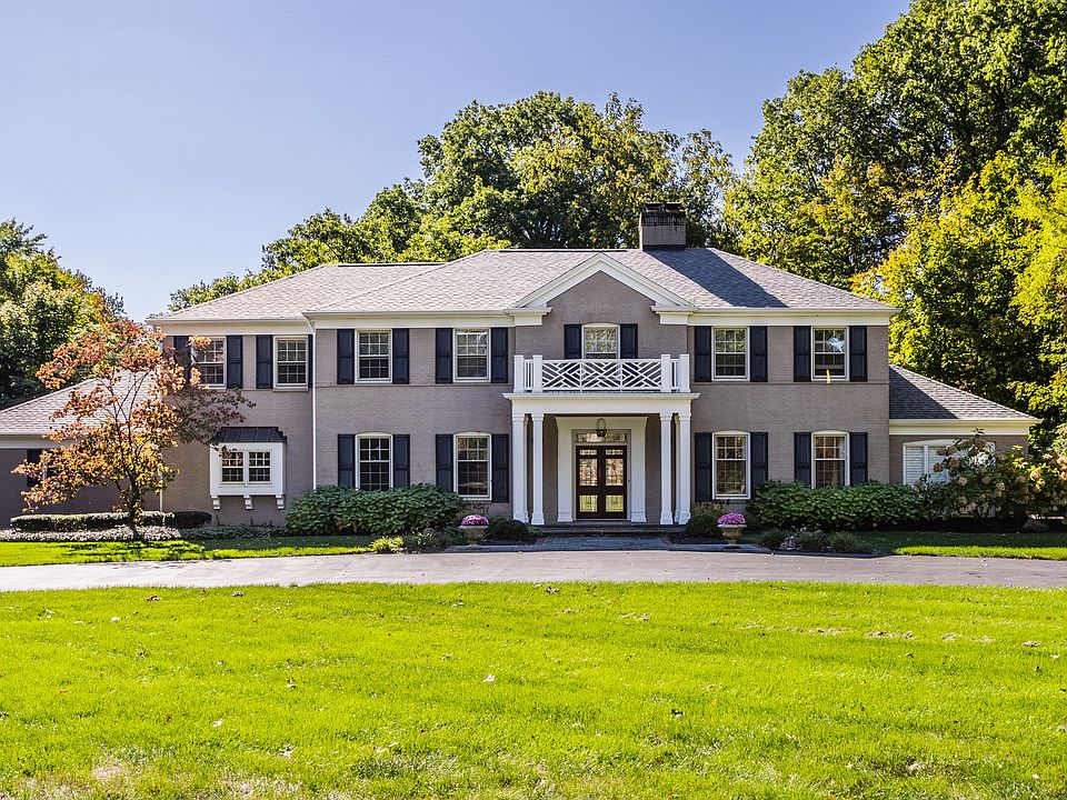 2nd image of 445 Pine Dr