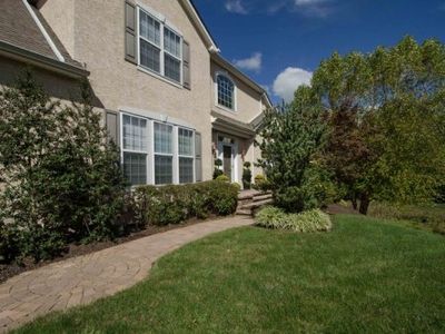 38 Vanartsdalen Dr, Washington Crossing, PA, 18977