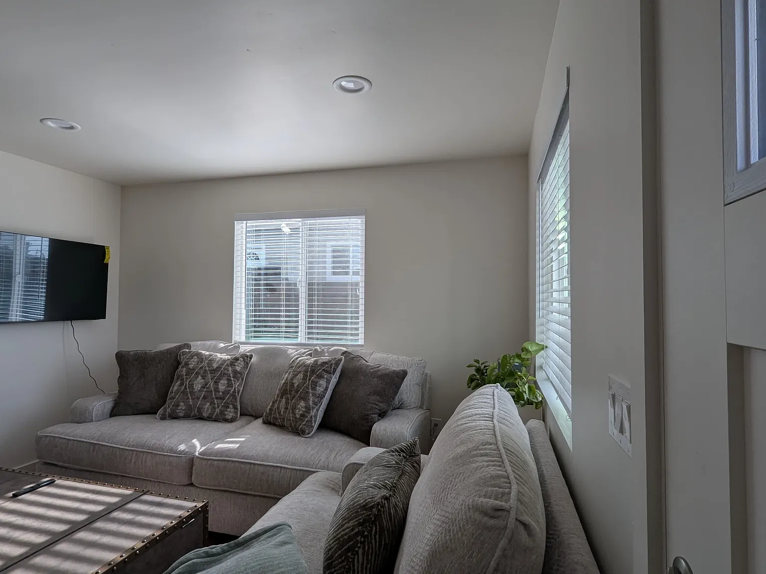 1 bed, 572 sqft, $2,950 — Photo 4