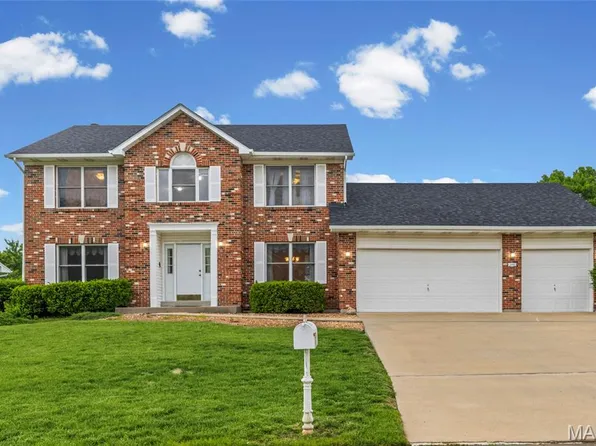 2400 Federalist Pl, O'Fallon, MO 63368