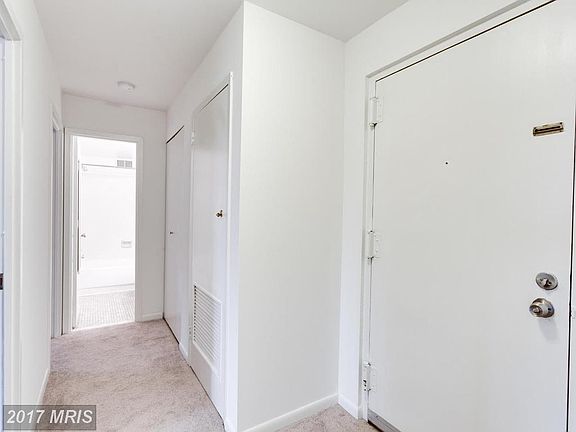 4th image of 3100 S Manchester St APT 504