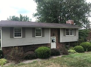 14 Wotring Rd, Washington, PA 15301