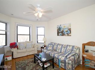 901 W Sheridan Rd #3, Chicago, IL 60613