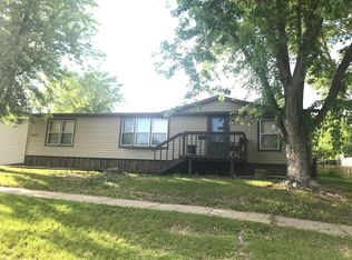 1412 10th Ave SE, Mandan, ND 58554