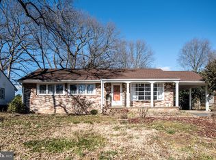 6 Westwood Dr, Fredericksburg, VA 22405