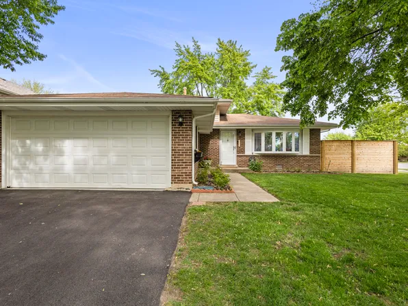 3907 New Haven Ave, Arlington Heights, IL 60004