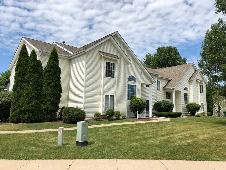 2nd image of 3001 Columbine Cir