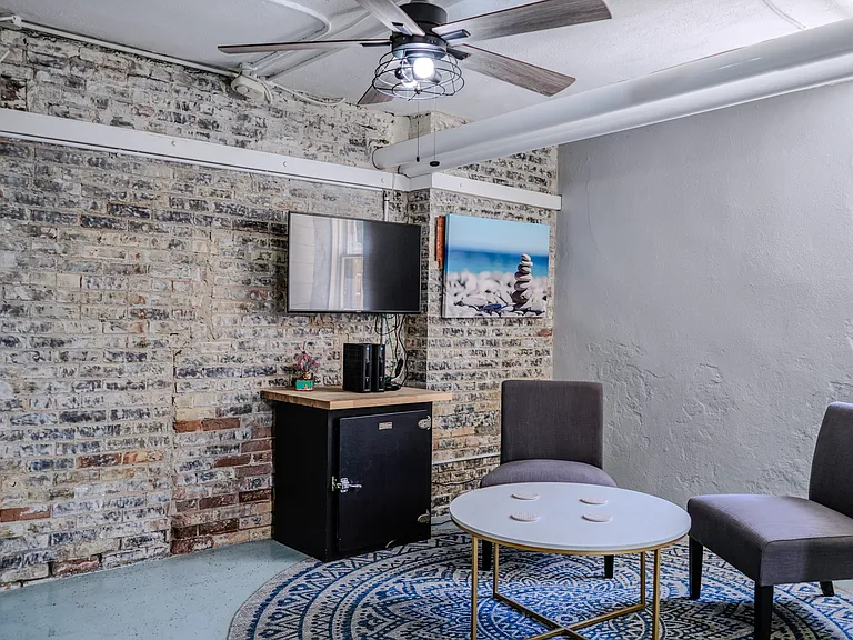 Lafayette Apartment Homes — Photo 6