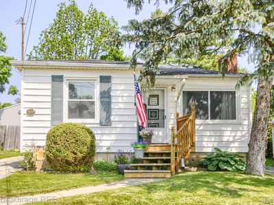 1329 Knight Ave, Flint, MI, 48503