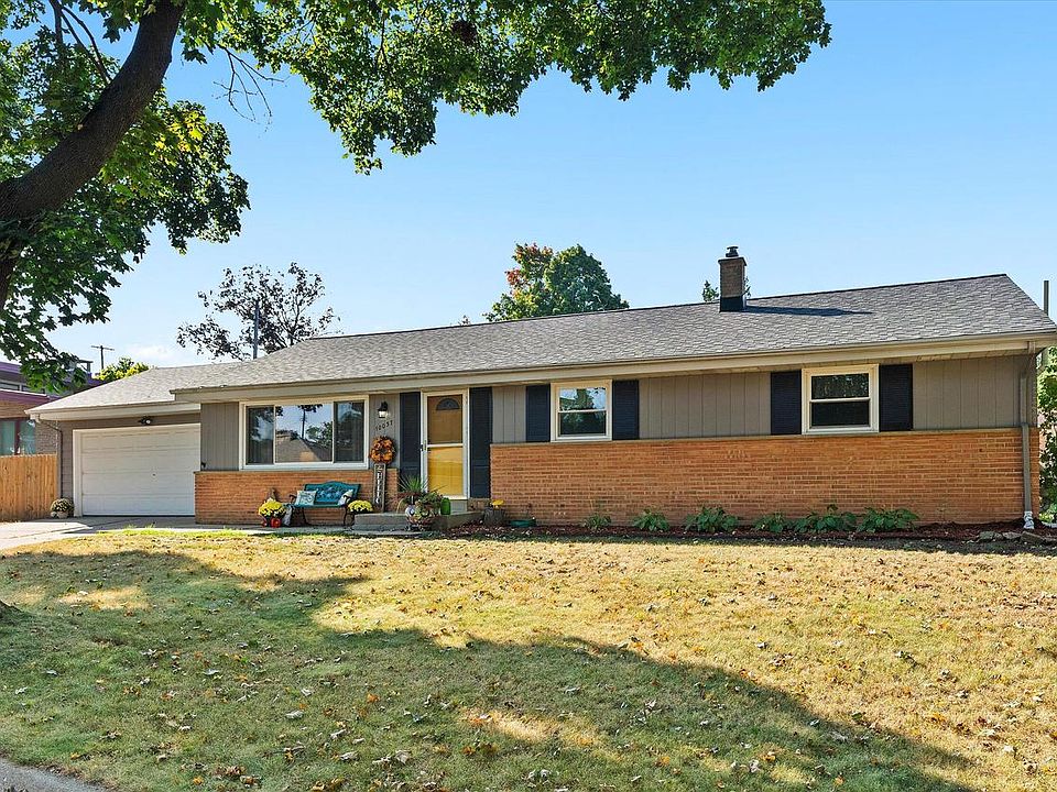 1st image of 10037 West Fiebrantz AVENUE