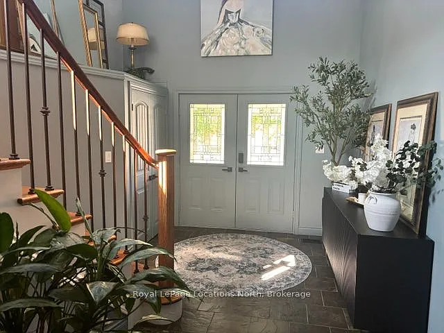 3 bed, $15,000 — Photo 2