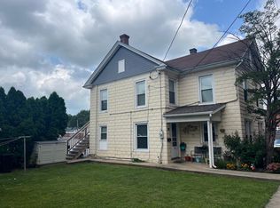 26 N Church St, Ephrata, PA 17522