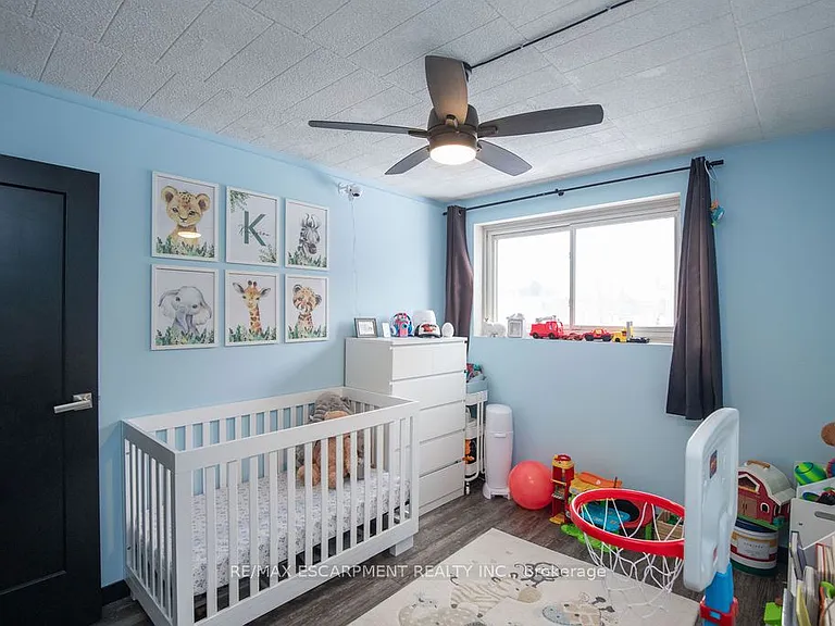71 Vanier Dr #110 — Photo 24