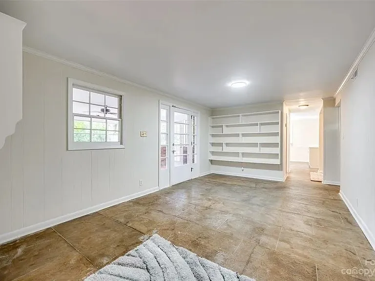 7 Park Dr — Photo 6