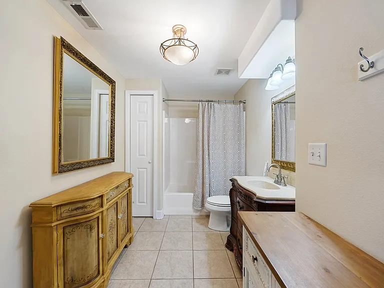 2518 W Colorado Ave #B — Photo 9