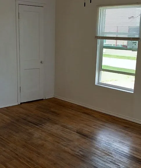 2614 SW Cornell Ave — Photo 3