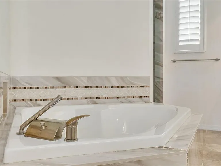 3713 Siena Ln — Photo 23
