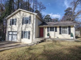 3337 Oak Dr, Snellville, GA 30078