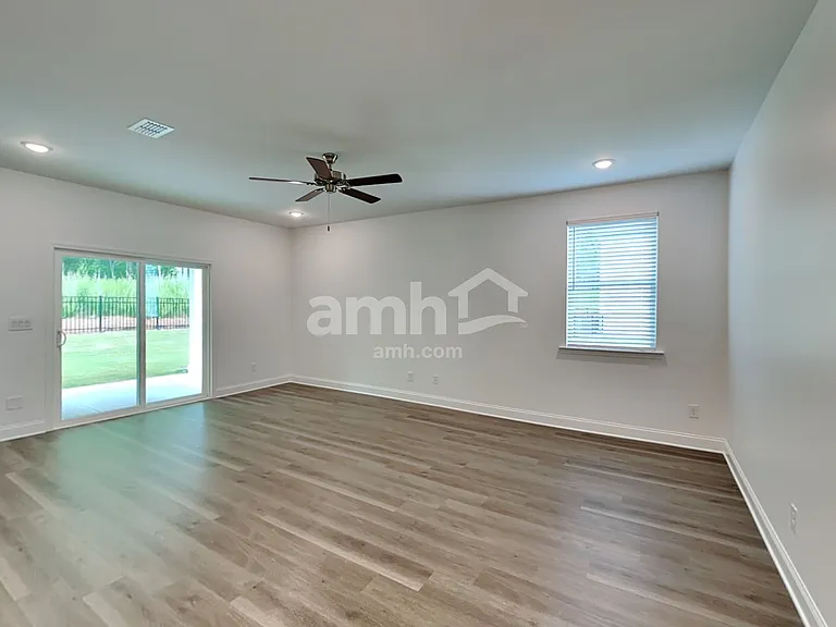 199 Sapling Way — Photo 6