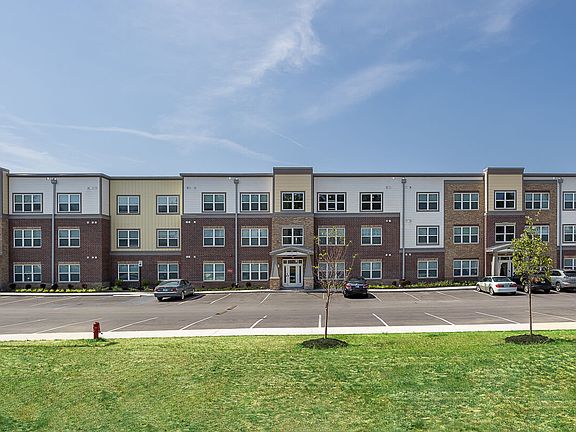 2nd image of 4115 Meadows Dr #4111-204