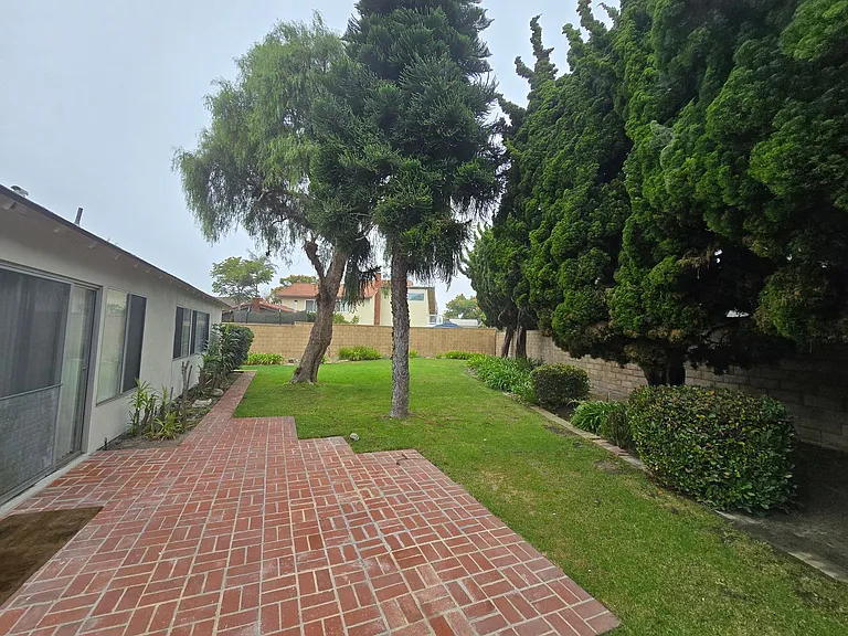 17832 Cardiff Cir — Photo 11