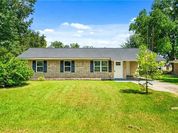 1145 Bordelon Dr, Jena, LA 71342