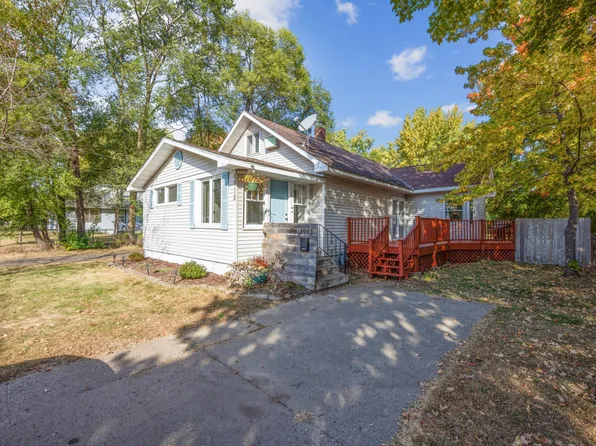 1913 4th St, White Bear Lake, MN 55110