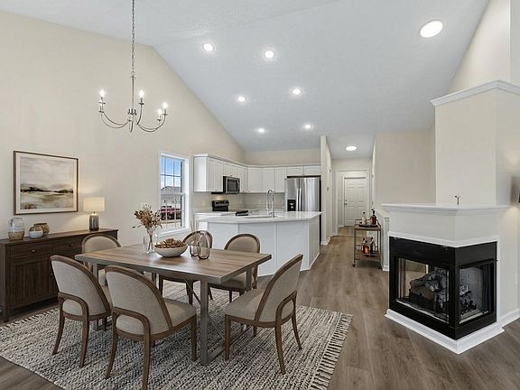 2nd image of 800 Browns Ln #G1