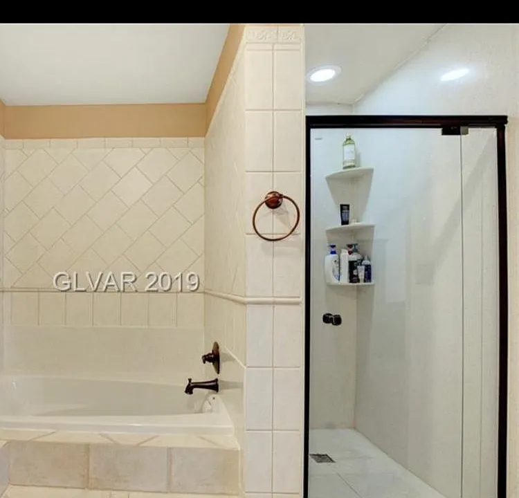 1279 Clagett Ln