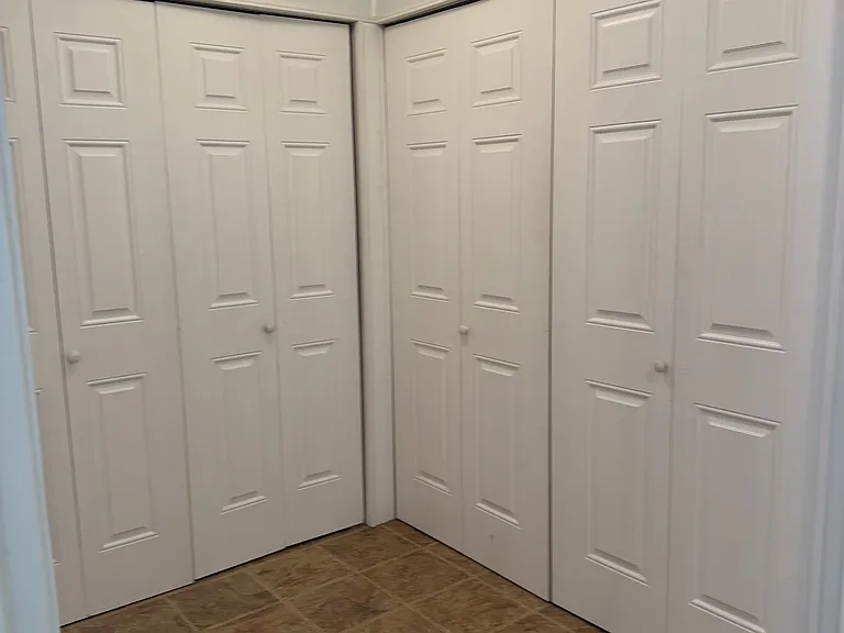 Walk in pantry