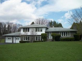 347 Myers Rd, Howes Cave, NY 12092