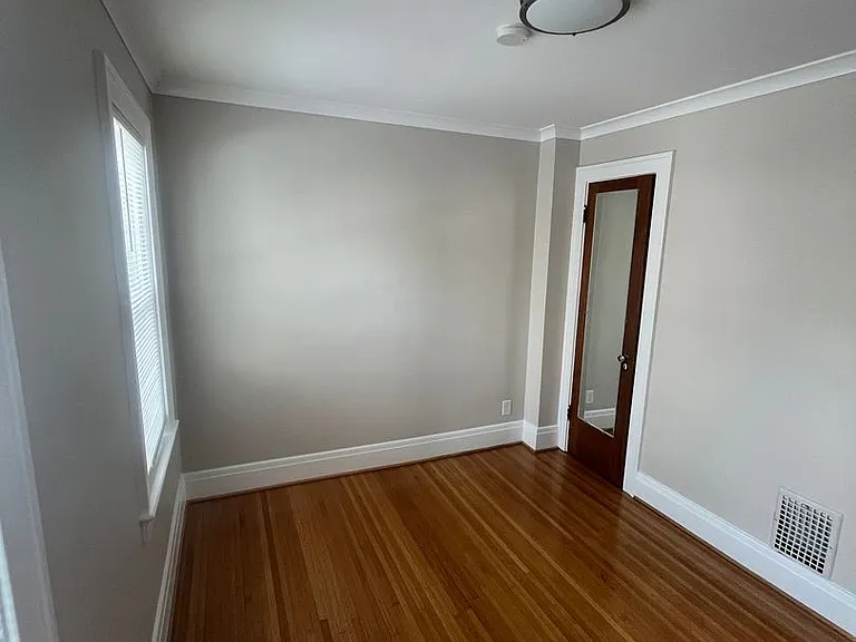 459 N Winton Rd — Photo 30