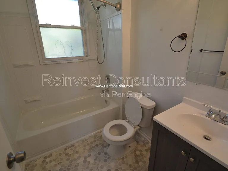 4423 Greenlee Ave #2 — Photo 8