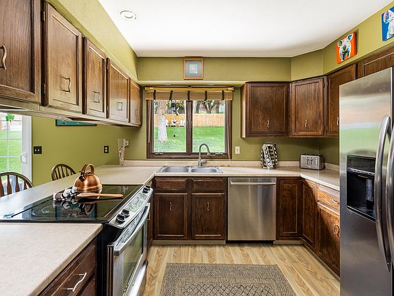 5th image of 708 Continental Way
