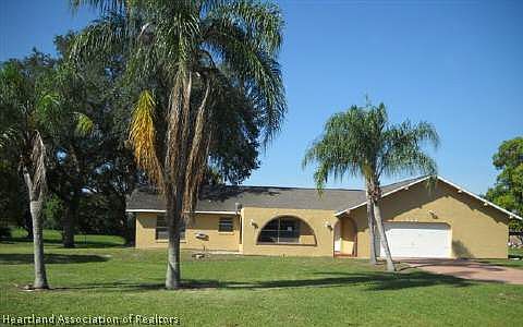 1st image of 7424 Honeysuckle Dr